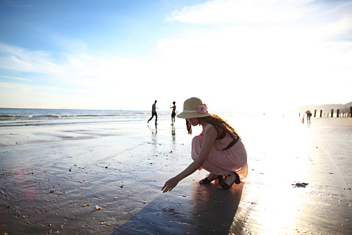 Collecting shells